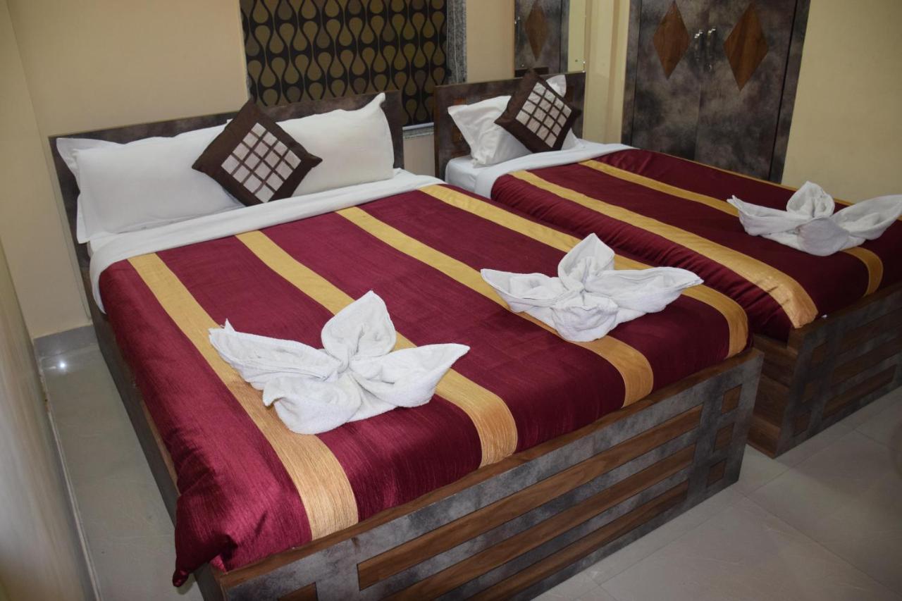 Recline Hotel And Restaurant Gauripur Extérieur photo